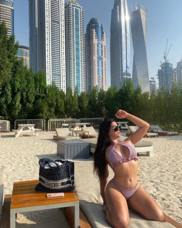 Mirella Cardoso 67