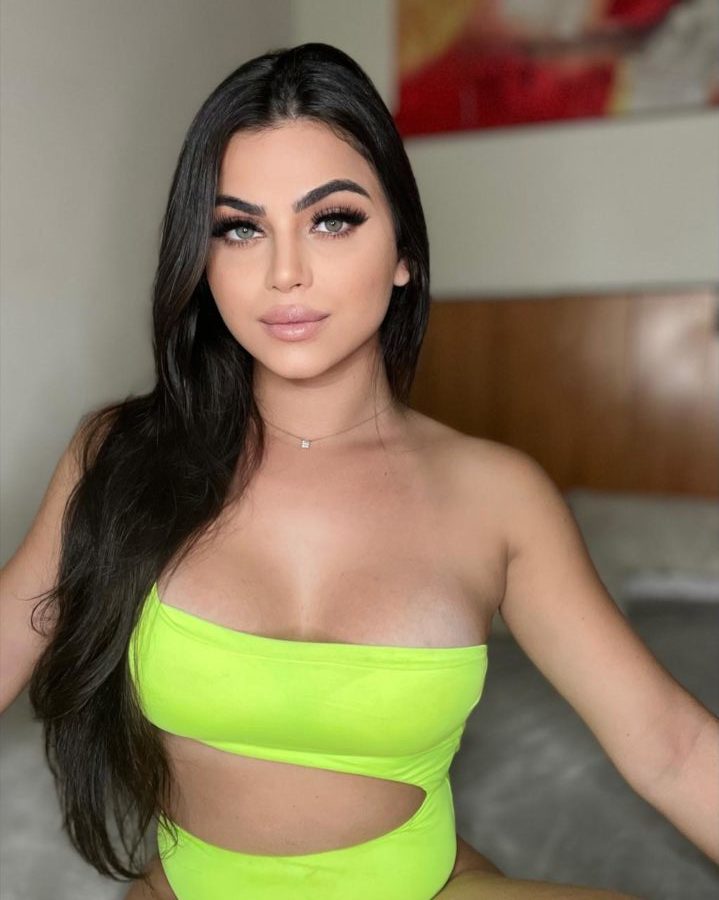 Mirella Cardoso 72