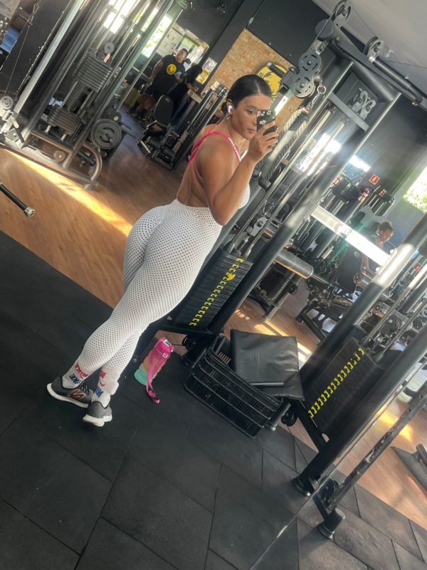 Isa Baiana 30