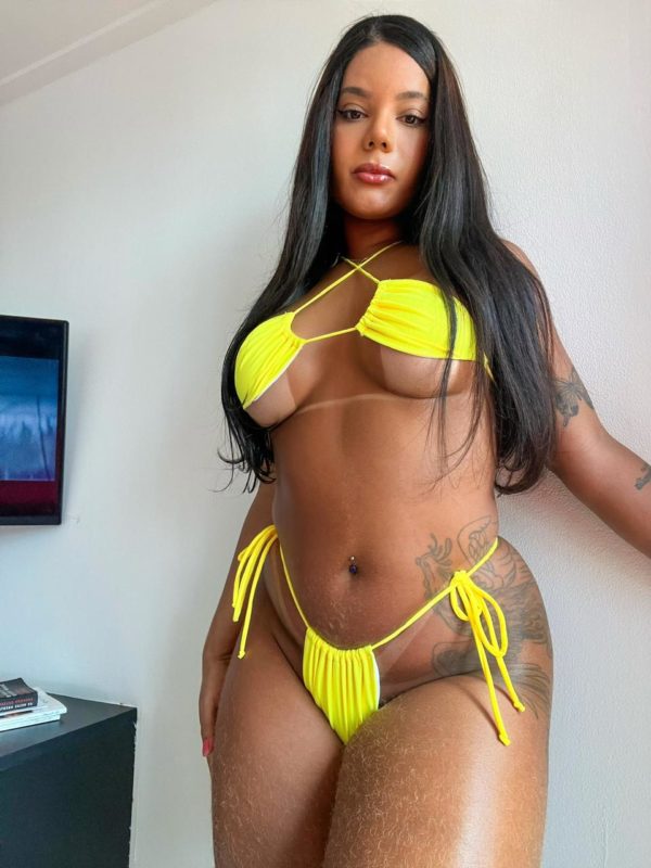 Isa Baiana 52
