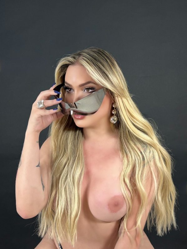 Nicolly Gomes 5