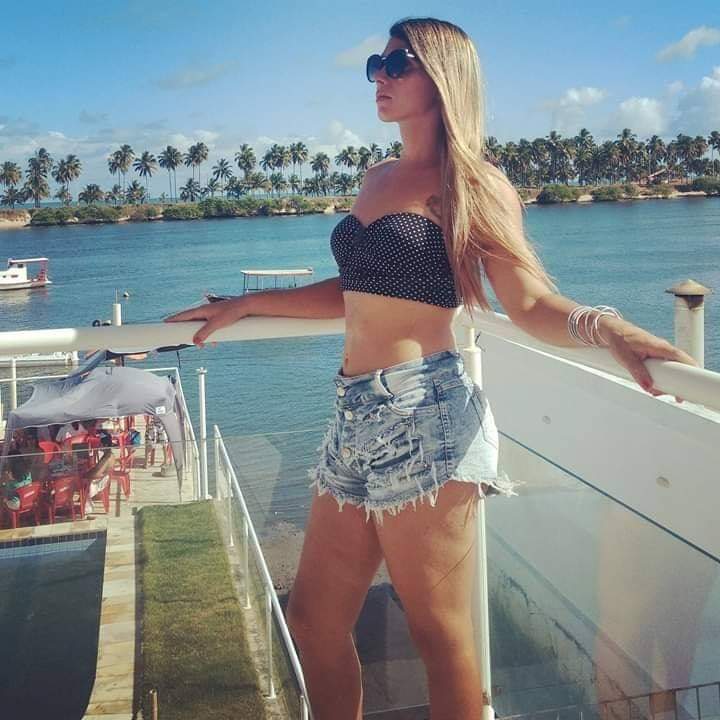 Angelina Ferraz - Sem Local 1