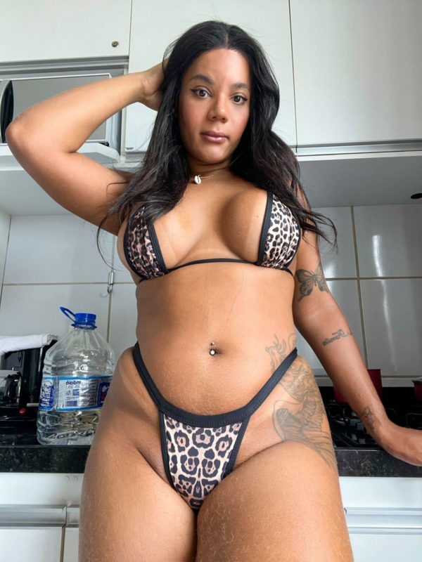 Isa Baiana 17