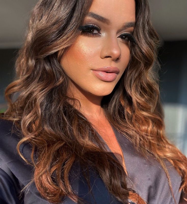 Bárbara Bueno 23