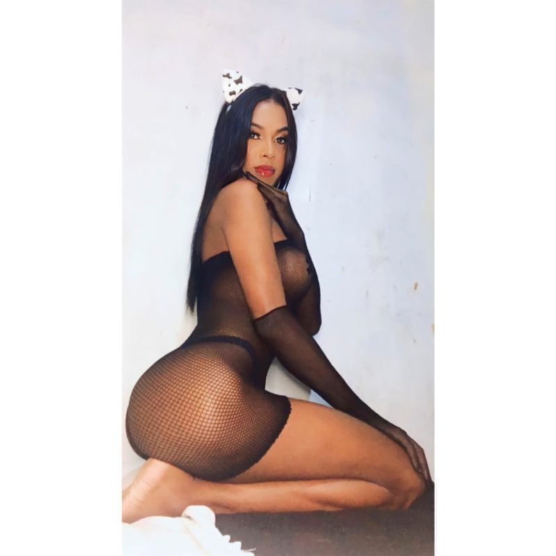 Mellry Loren 30