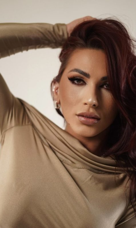 Aline Mello 28