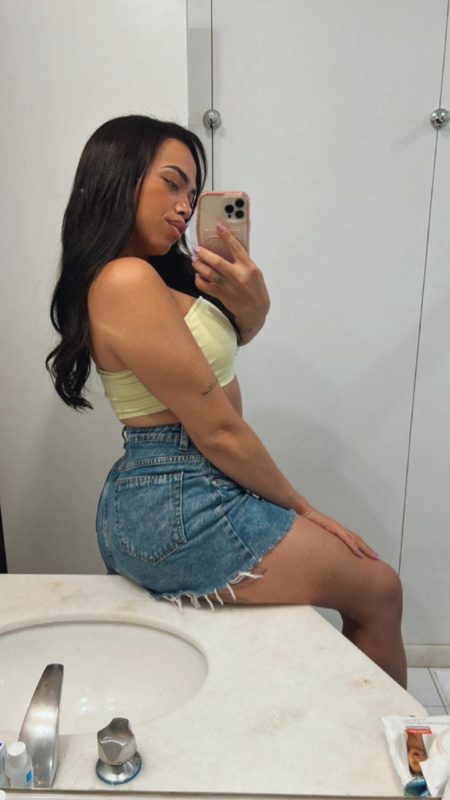 Laura Feroli 26