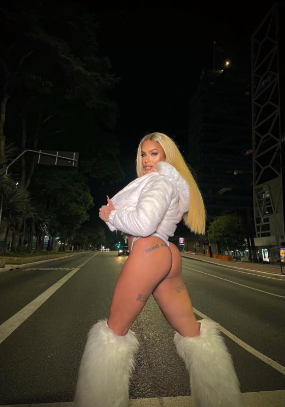 Camila Angel 10