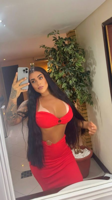 Lara Cardoso 36