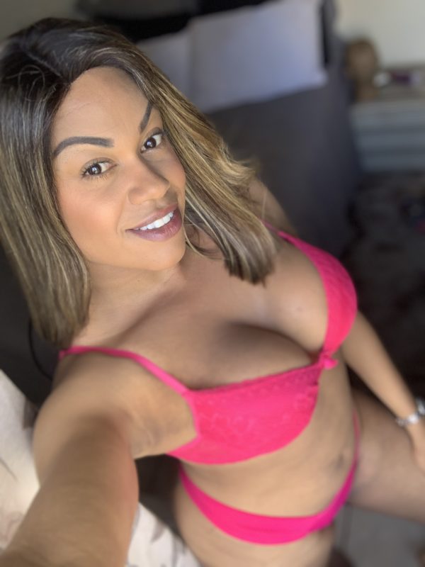 Nicole Oliver 5