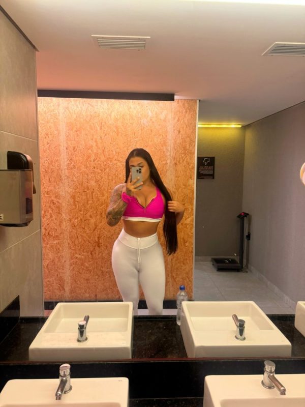 Lara Cardoso 8