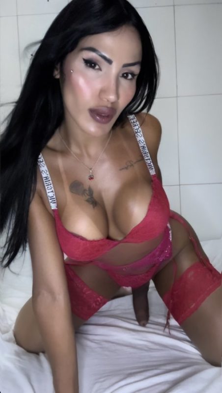 Érika Muniz 50