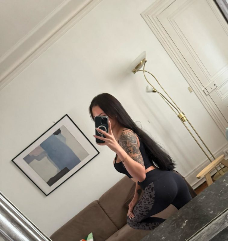 Sofia Valota 26