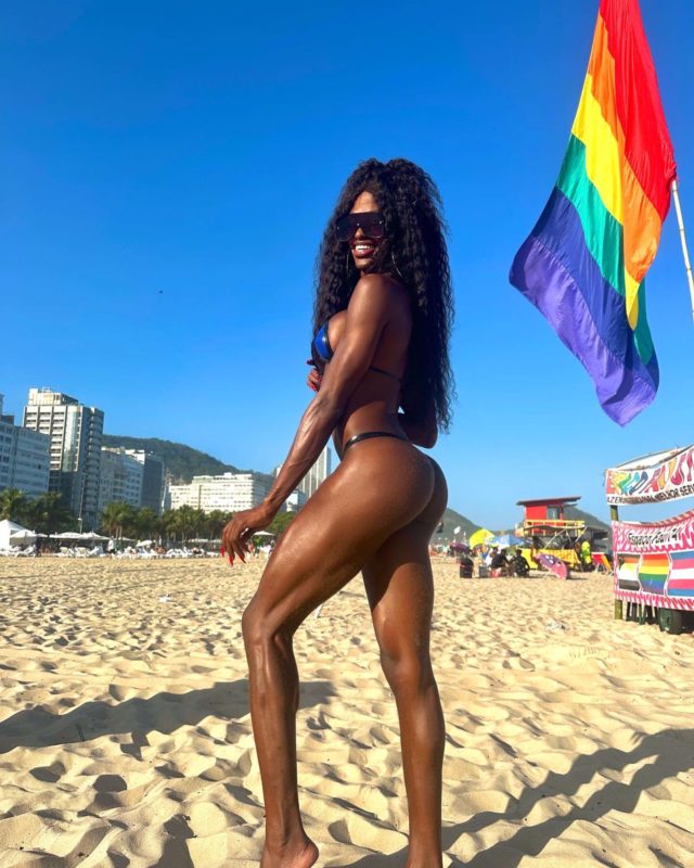 Thaís Gomes 5