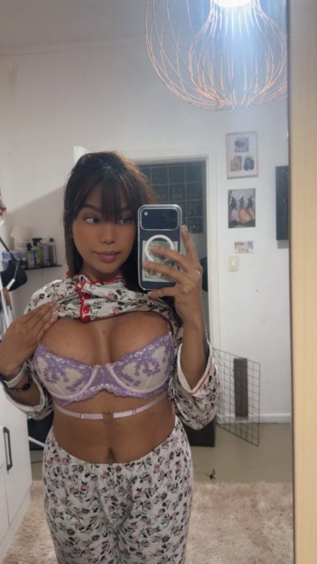 Yuna Mesquita 27