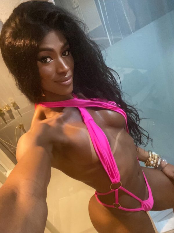 Thaís Gomes 1