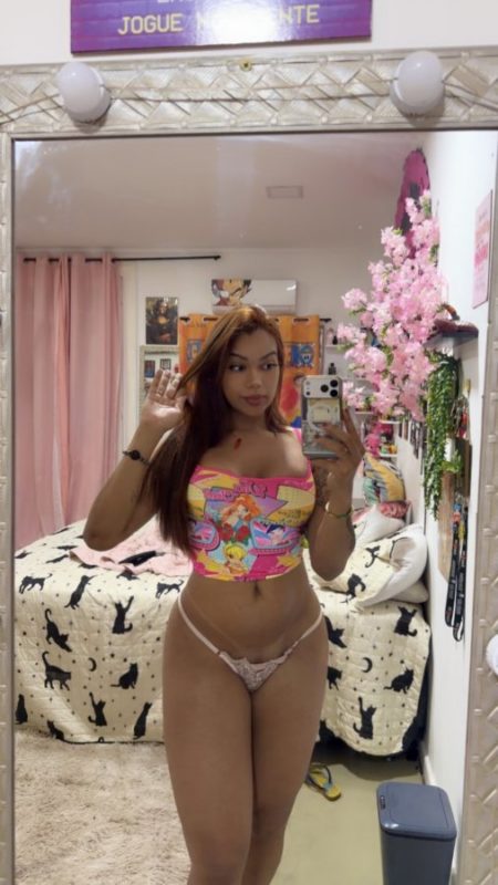 Yuna Mesquita 44