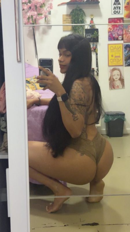 Yuna Mesquita 26