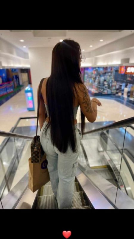 Yuna Mesquita 30