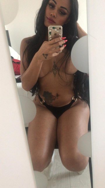 Carolina Oliveira 75