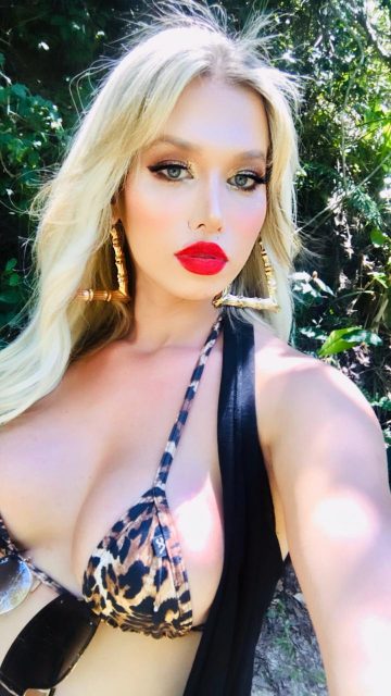 Barbie Jolie 18
