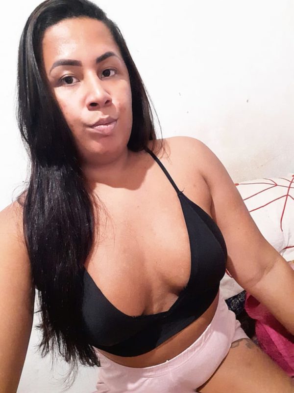 Caroline Araújo 39
