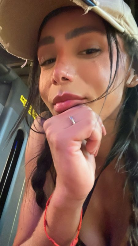 Larissa Manoela 22