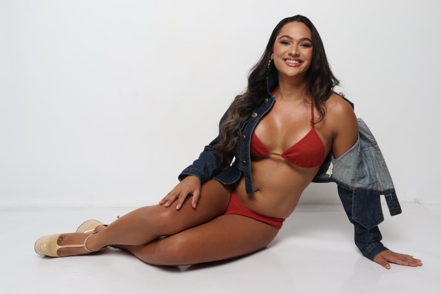 Elaine Manuela