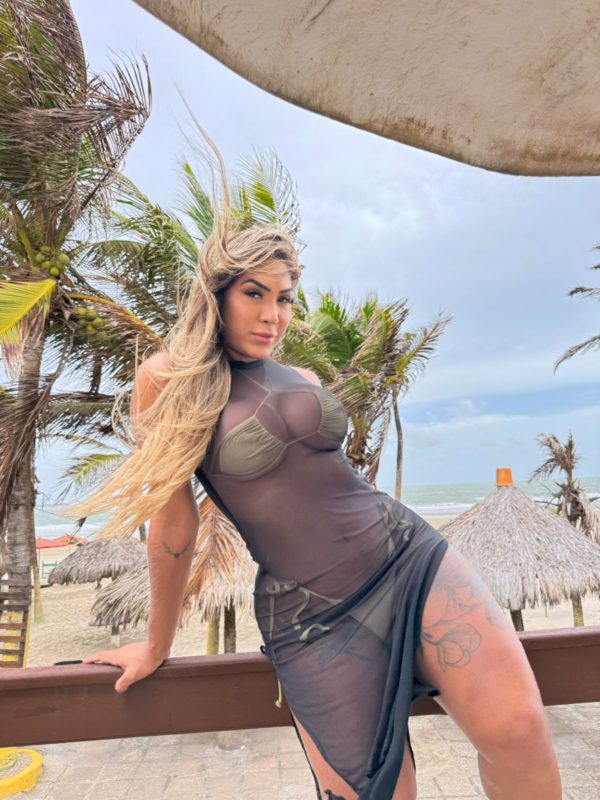 Jade Hottman 49