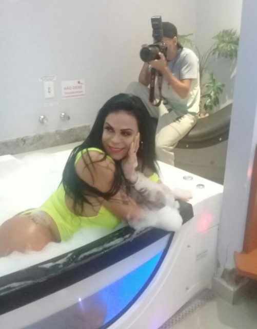 Samantha Taylor 33