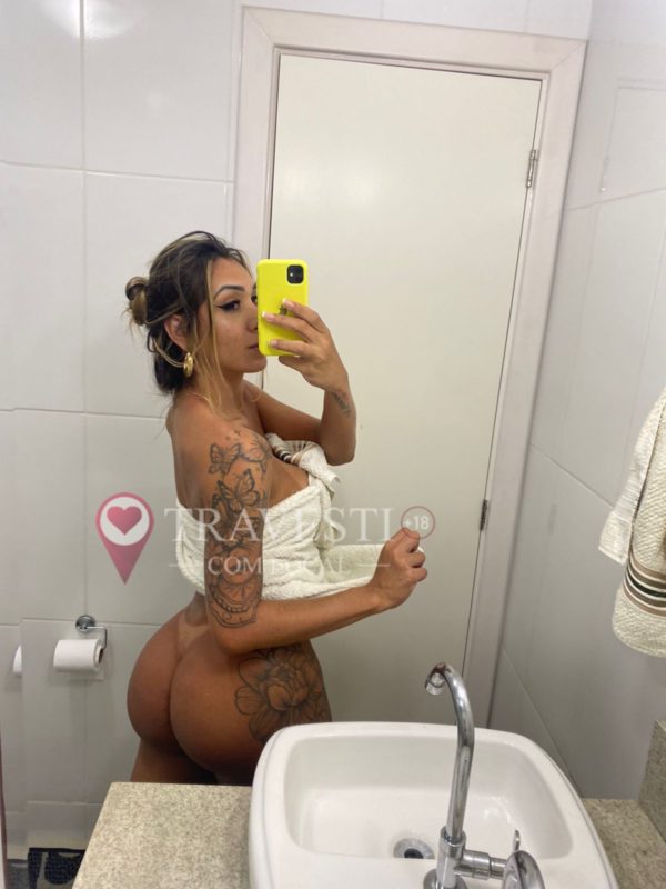 Jade Hottman 87