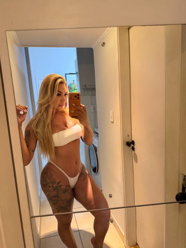Jade Hottman 23