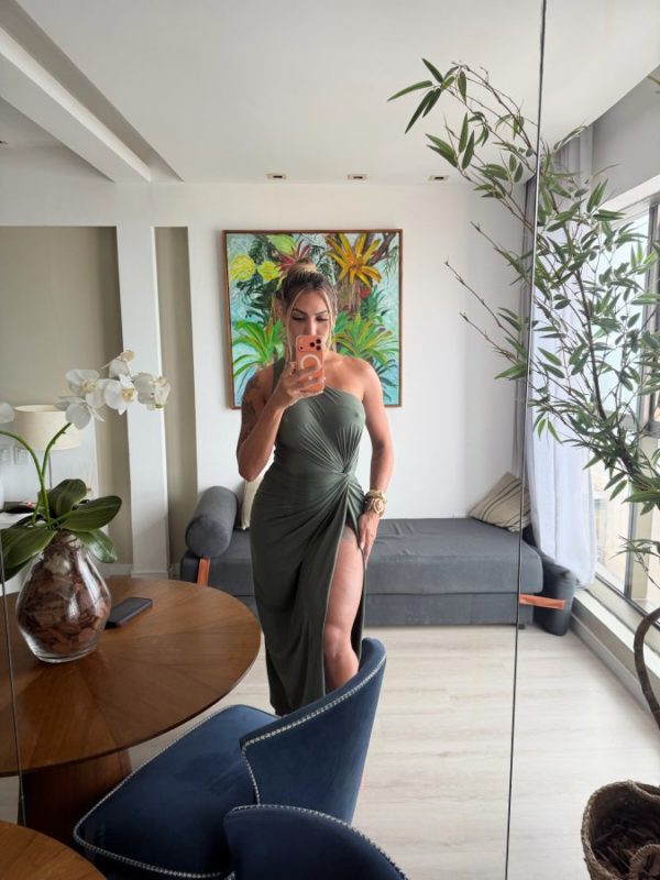 Jade Hottman 24