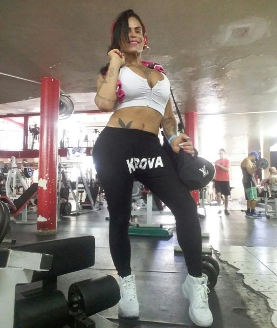 Samantha Taylor 35