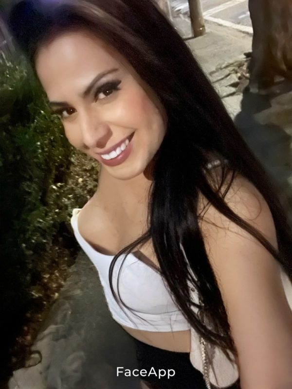 Alessandra Carvalho 25