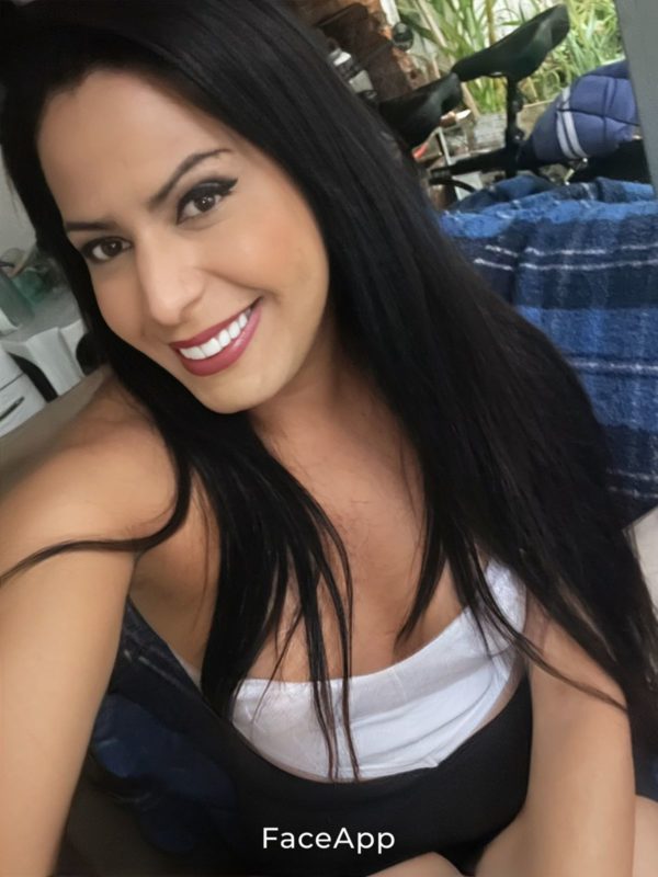 Alessandra Carvalho 24