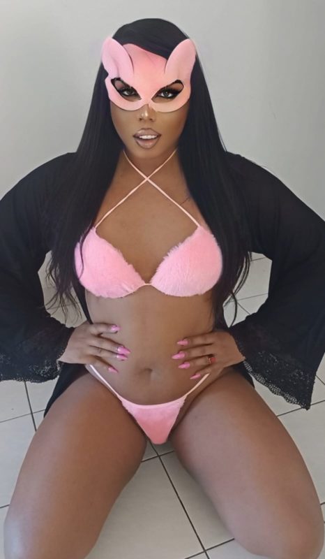 Pérola Castro 26