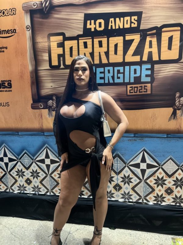 Pamela Ferrari 5