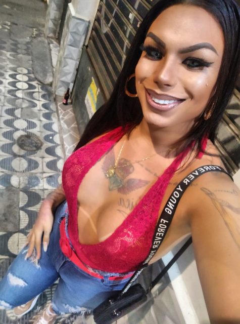 Jéssica Close 18