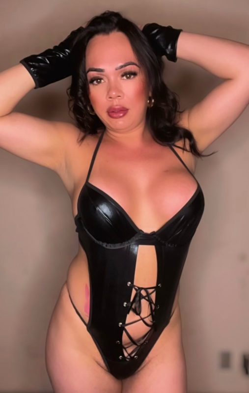 Sophia Duane 13