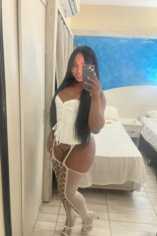 Beatriz Handler 30