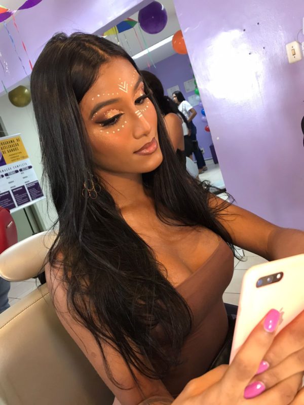 Roberta Close 17
