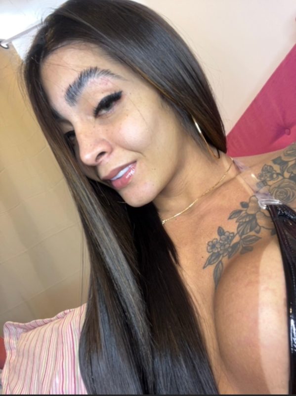 Mirelly Gabriella 27