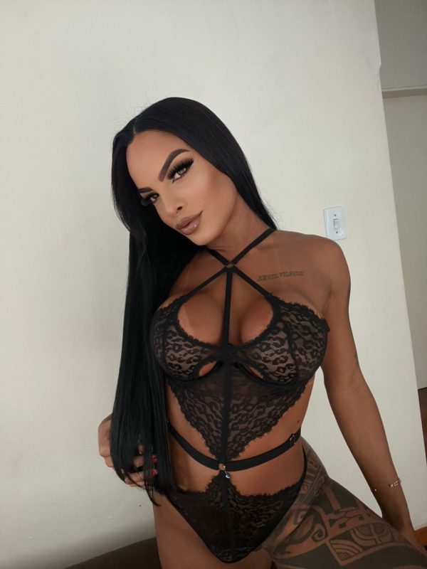 Ágatha Collins 9
