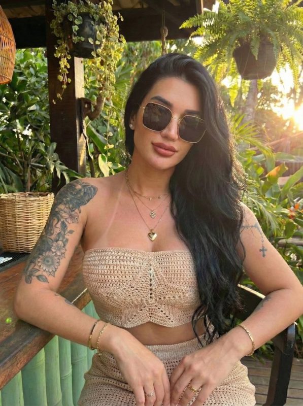 Beatriz Leal 19