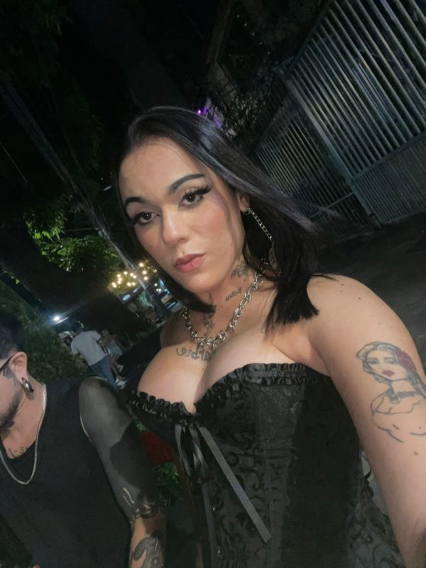 Lia Soares 18