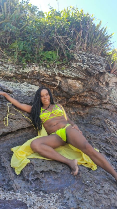 Malu Ebony 19