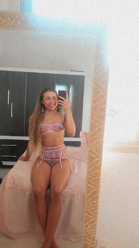Larissa Olympio 8