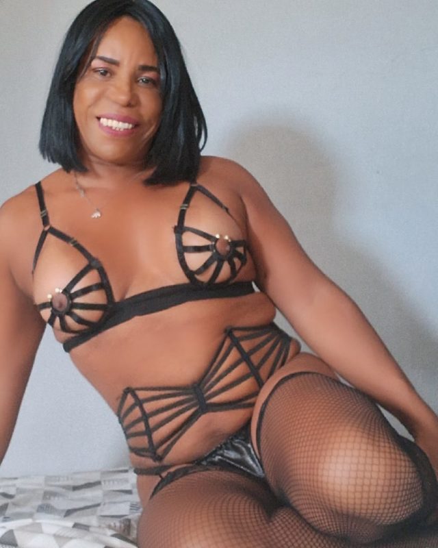 Malu Ebony 29