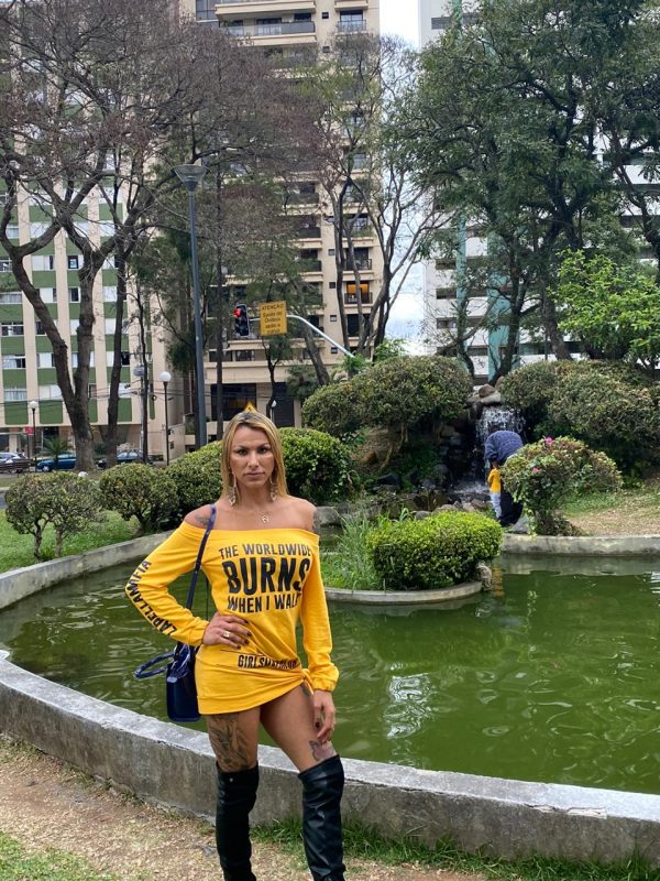 Robertta Gostosa 1